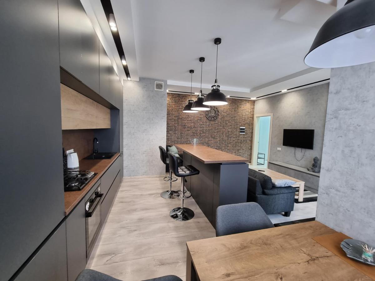 צ'יסינאו Diplomat The Best Ultra Central Apartaments מראה חיצוני תמונה