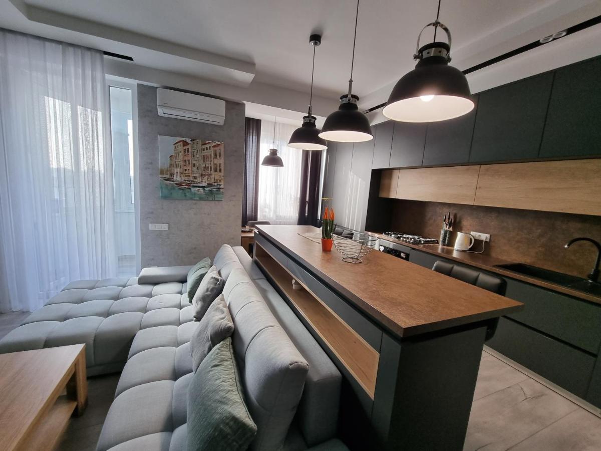 צ'יסינאו Diplomat The Best Ultra Central Apartaments מראה חיצוני תמונה