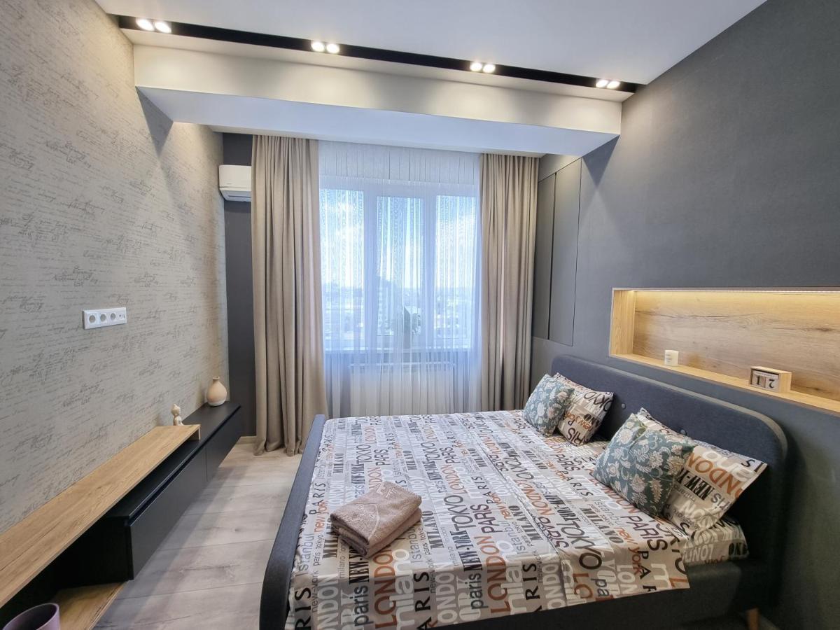 צ'יסינאו Diplomat The Best Ultra Central Apartaments מראה חיצוני תמונה
