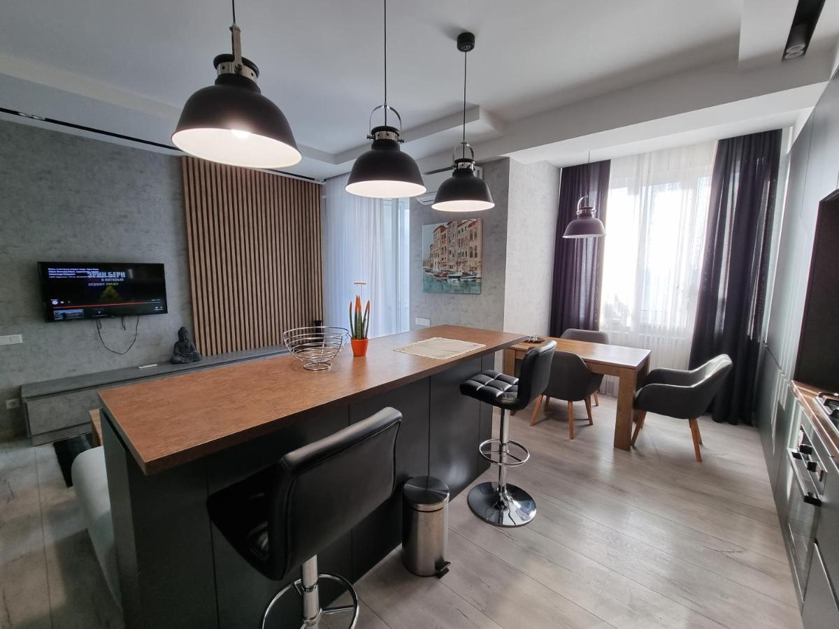 צ'יסינאו Diplomat The Best Ultra Central Apartaments מראה חיצוני תמונה